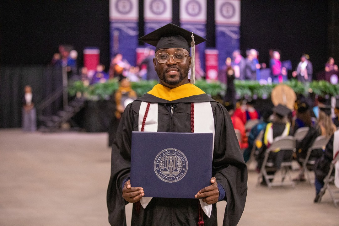 tamu graduation dress code is getting closer! 🎓 Texas A&M University–Central Texas will host the Fall 2026 Graduation Fair on Thursday, Oct. 8, from 8 a.m. to 5 p.m. Graduating students can connect with departments reshoots september '24
