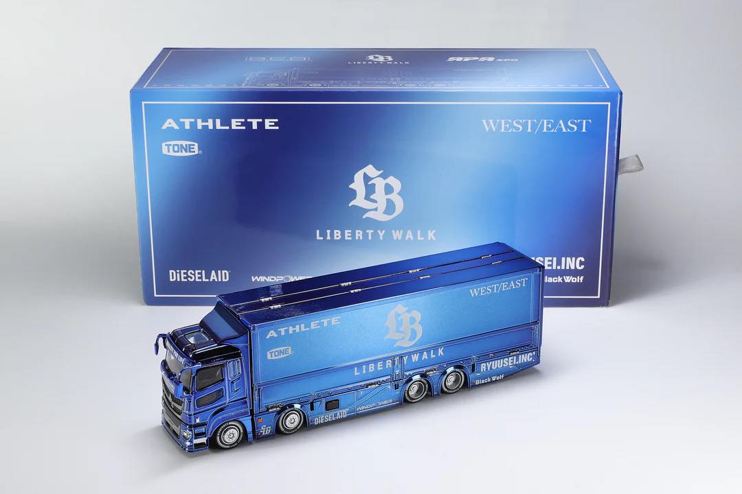 New Re-Stock, Pre-order GCD 1/64 Liberty Walk Mitsubishi Fuso