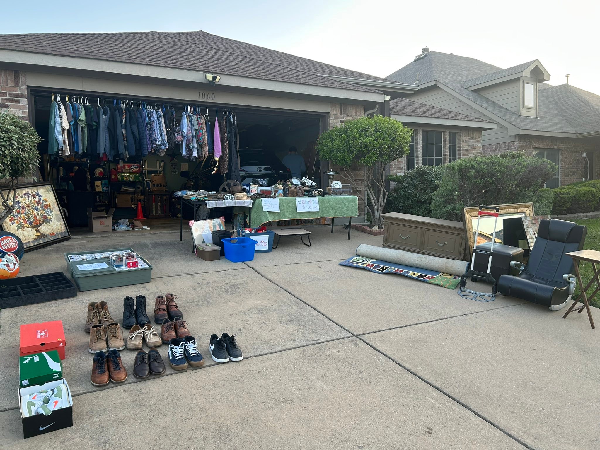 Eagle Creek spring neighborhood garage sale? | Lee's Summit, MO
