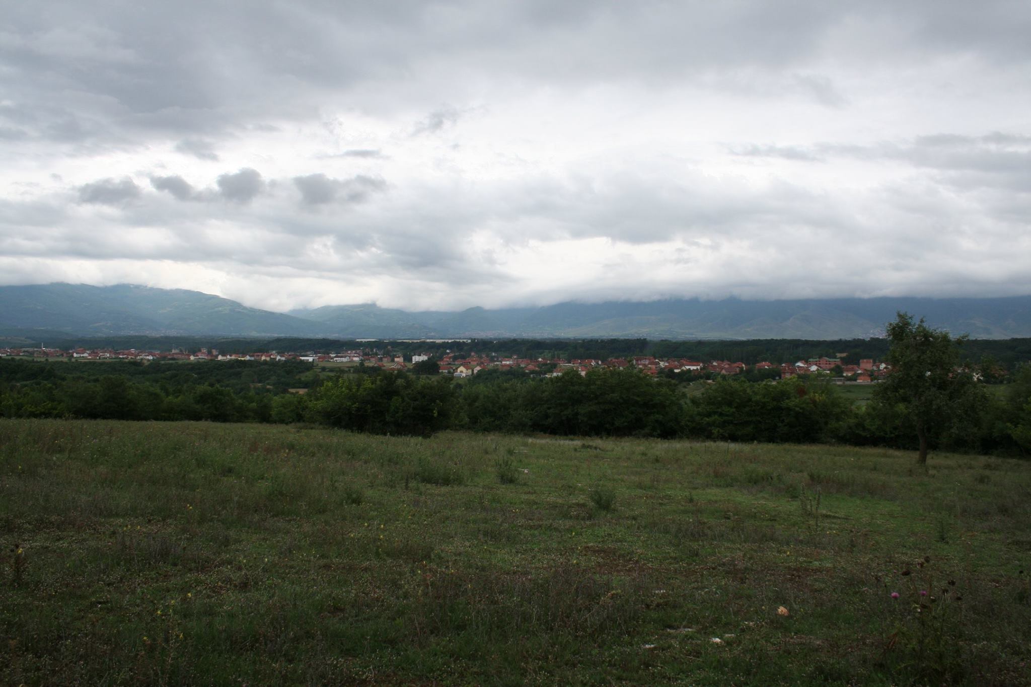 Fshati Reshtan-Suharekë