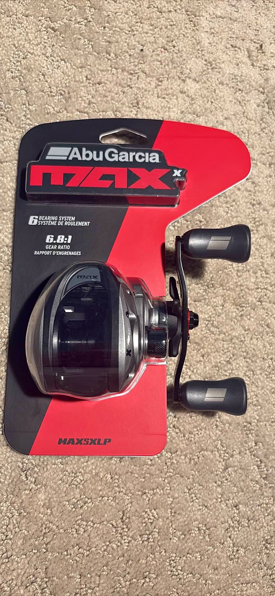 abu garcia black max for sale Baitcast Fishing Combo, 6'6 inch Medium Rod, Right/Left Handed Reel The Black Max low profile baitcast reel is engineered with class Abu Black Max Gear Ratio