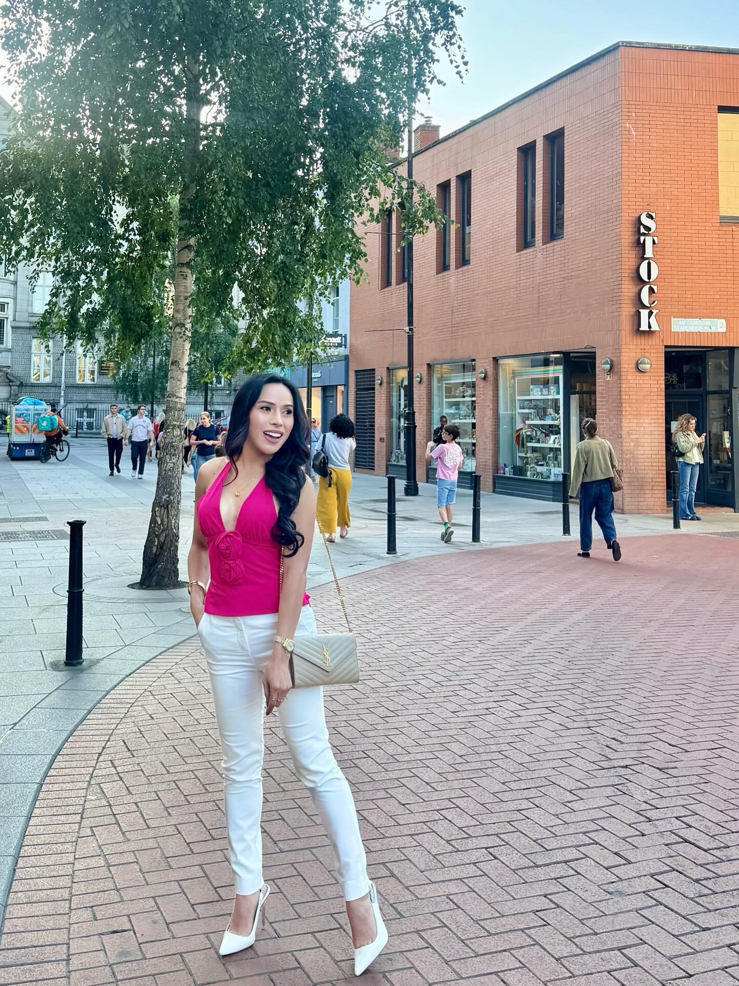 Samantha Vega - Samantha Vega added a new photo