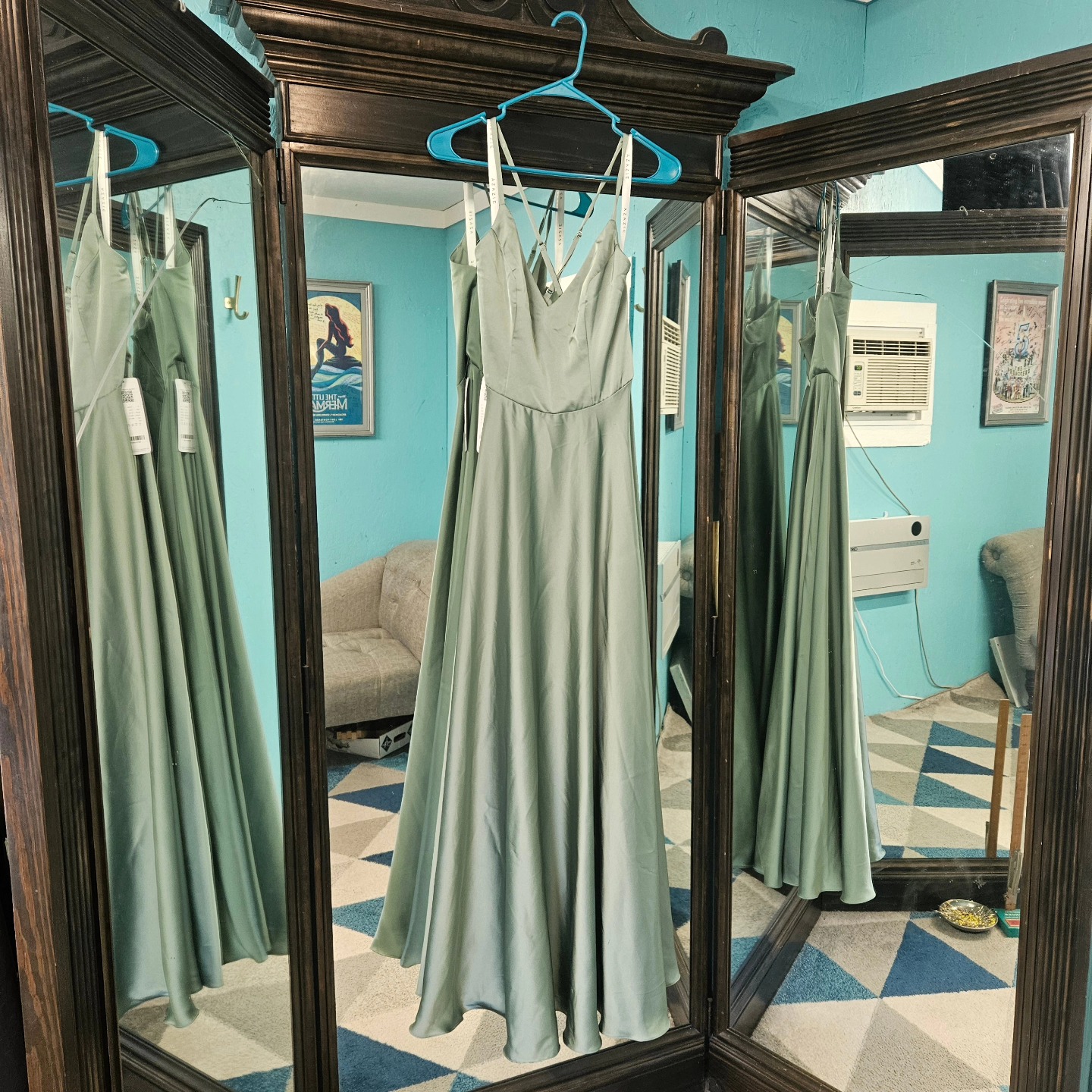 Hem for this bridesmaid dress