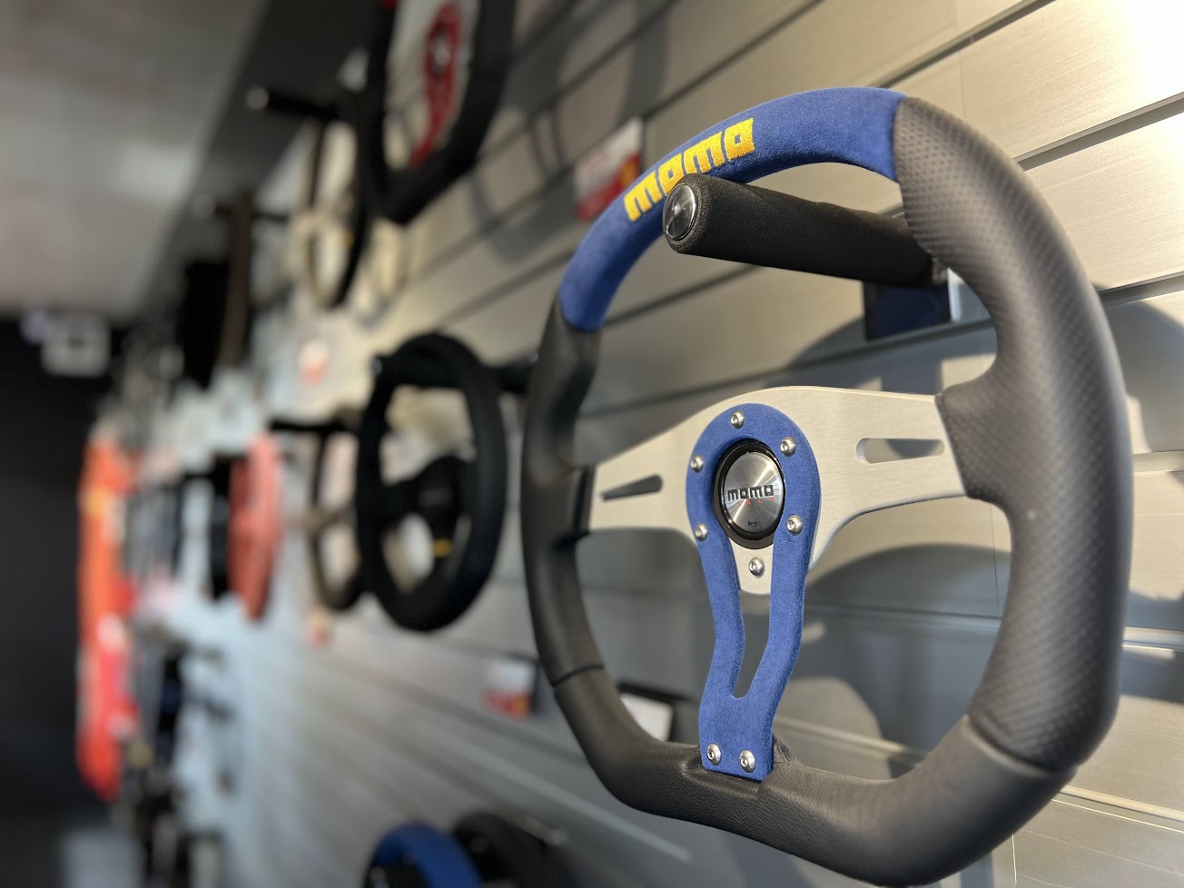 MOMOステアリング】～MOMOコレクション～ 『RACING HERITAGE 1968