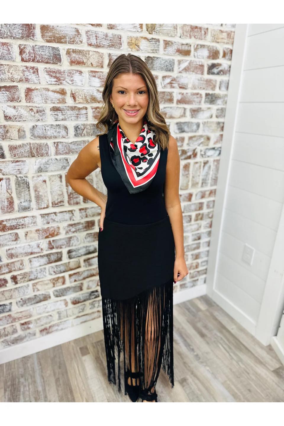 Gameday fringe maxi skirt outfit ideas
