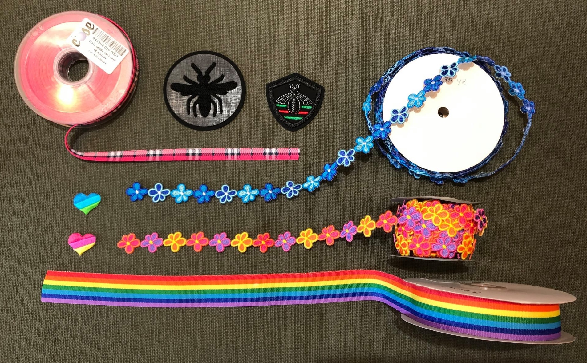 MacFab Sews - These new ribbons and iron-on motifs came in...