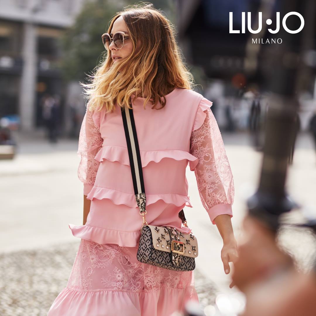 liu jo bow embellished asymmetric dress The season of love! For the hopeless romantic like Candela, suggests the 40's Glam with ruffles and lace details. Discover it: http://bit.ly/CampaignLook-SS18 Asymmetric Beauty Gift Guide 2025 SHEIN ICON Women's Backless Fit:Curve