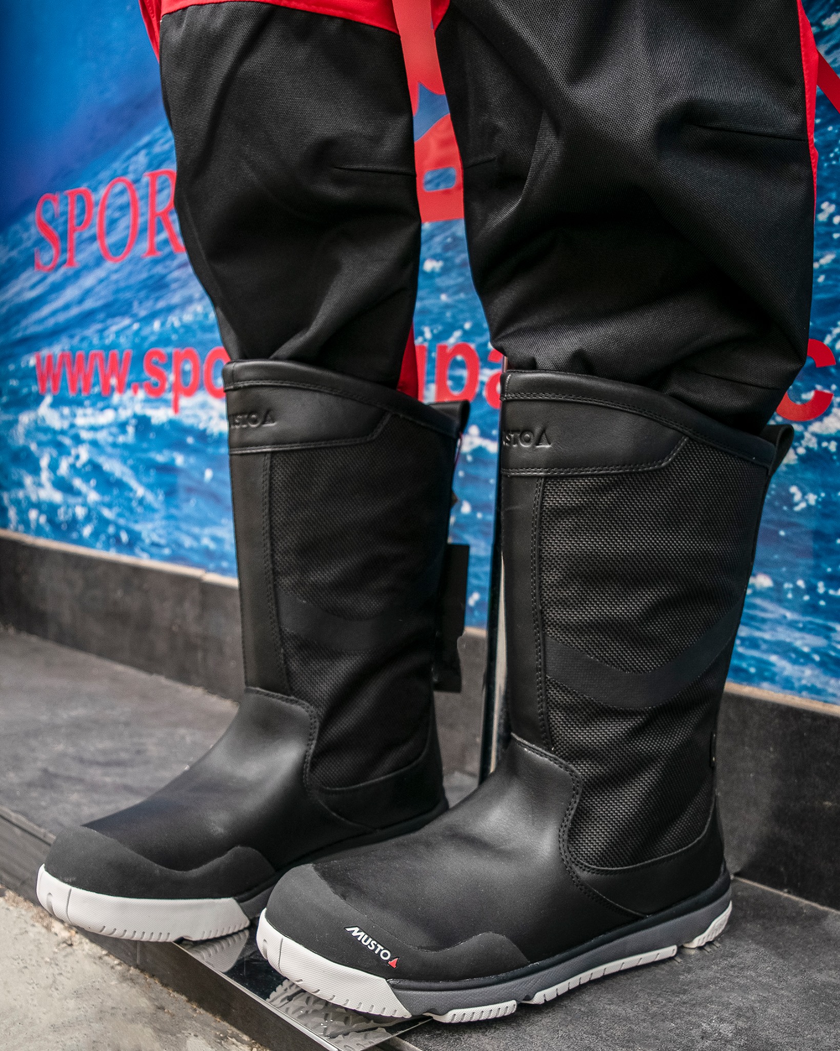 Botas Cortas Para Moto Pharao Kenai WP - Impermeables, Transpirables, Ligeras Y Con Suela Antideslizante