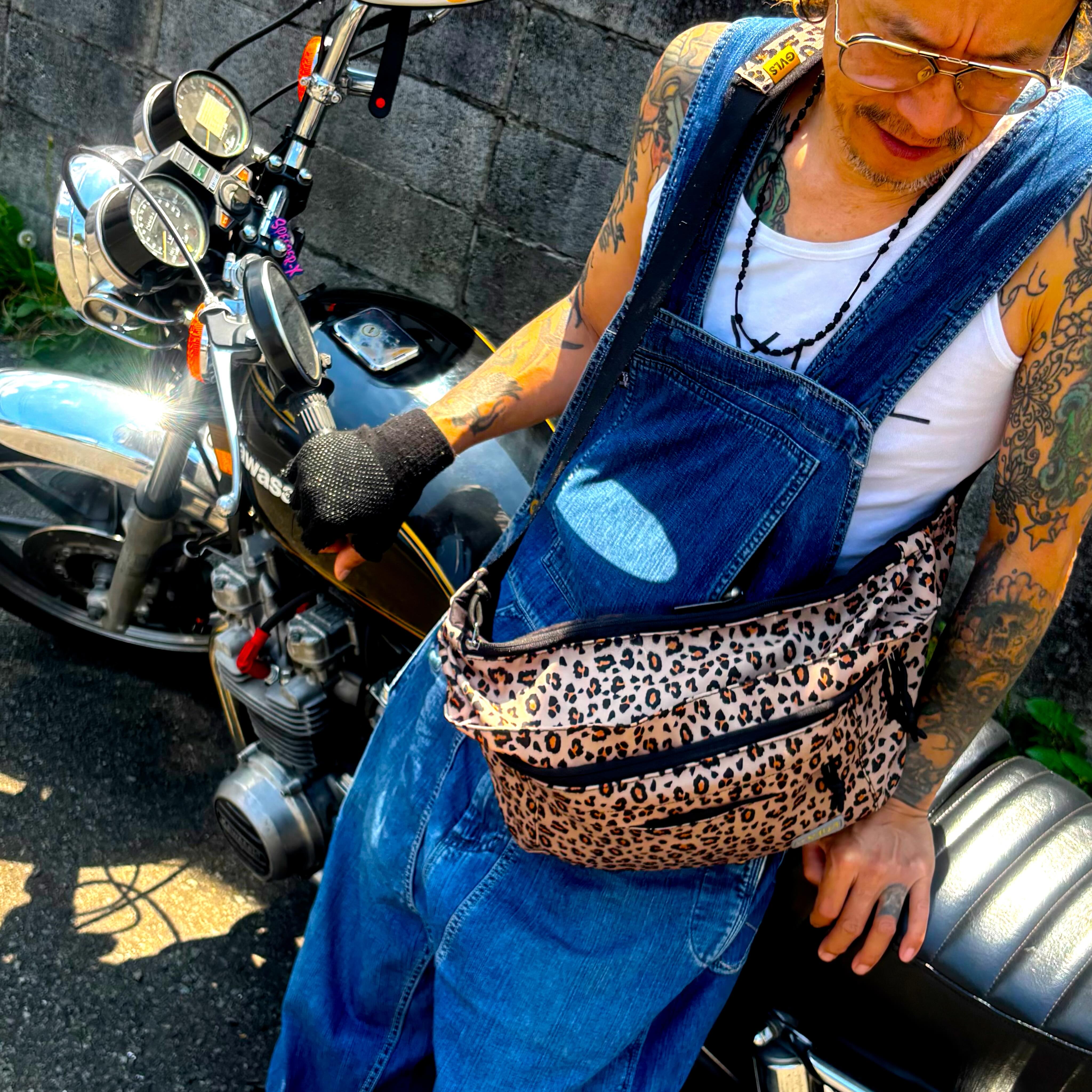 GVLS - A photo shooting for some magazine. 🏍 📸﻿ _﻿ #中村達也