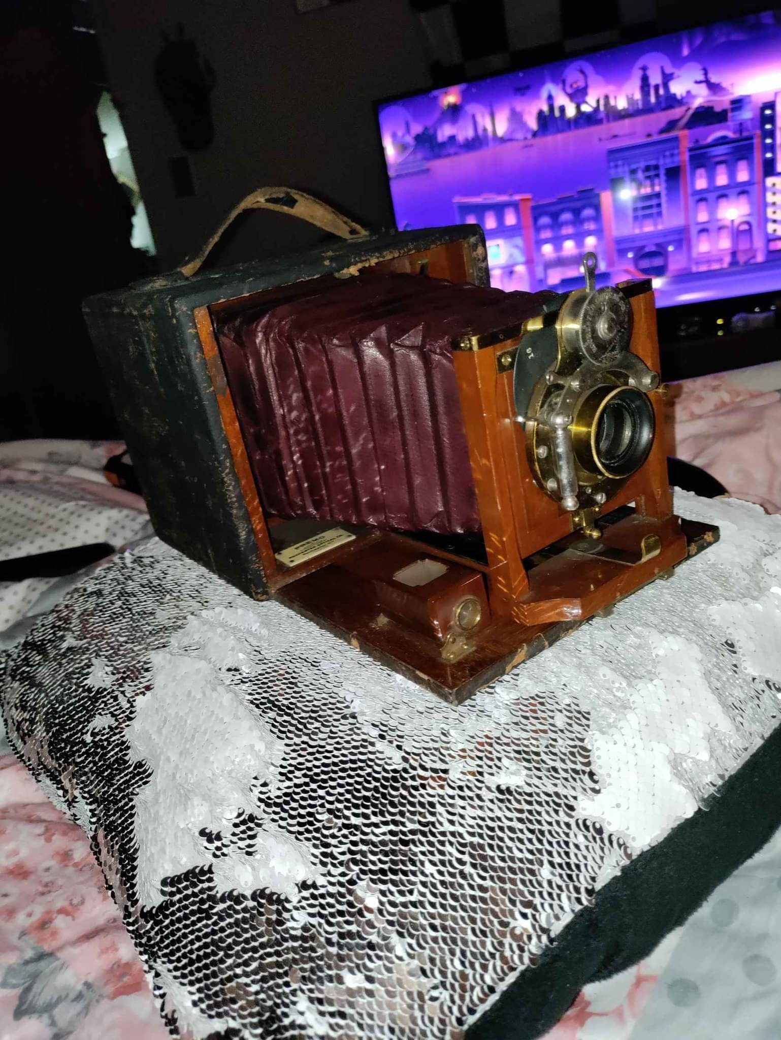 Vintage 1886 Rochester camera - Cameras | Facebook Marketplace | Facebook