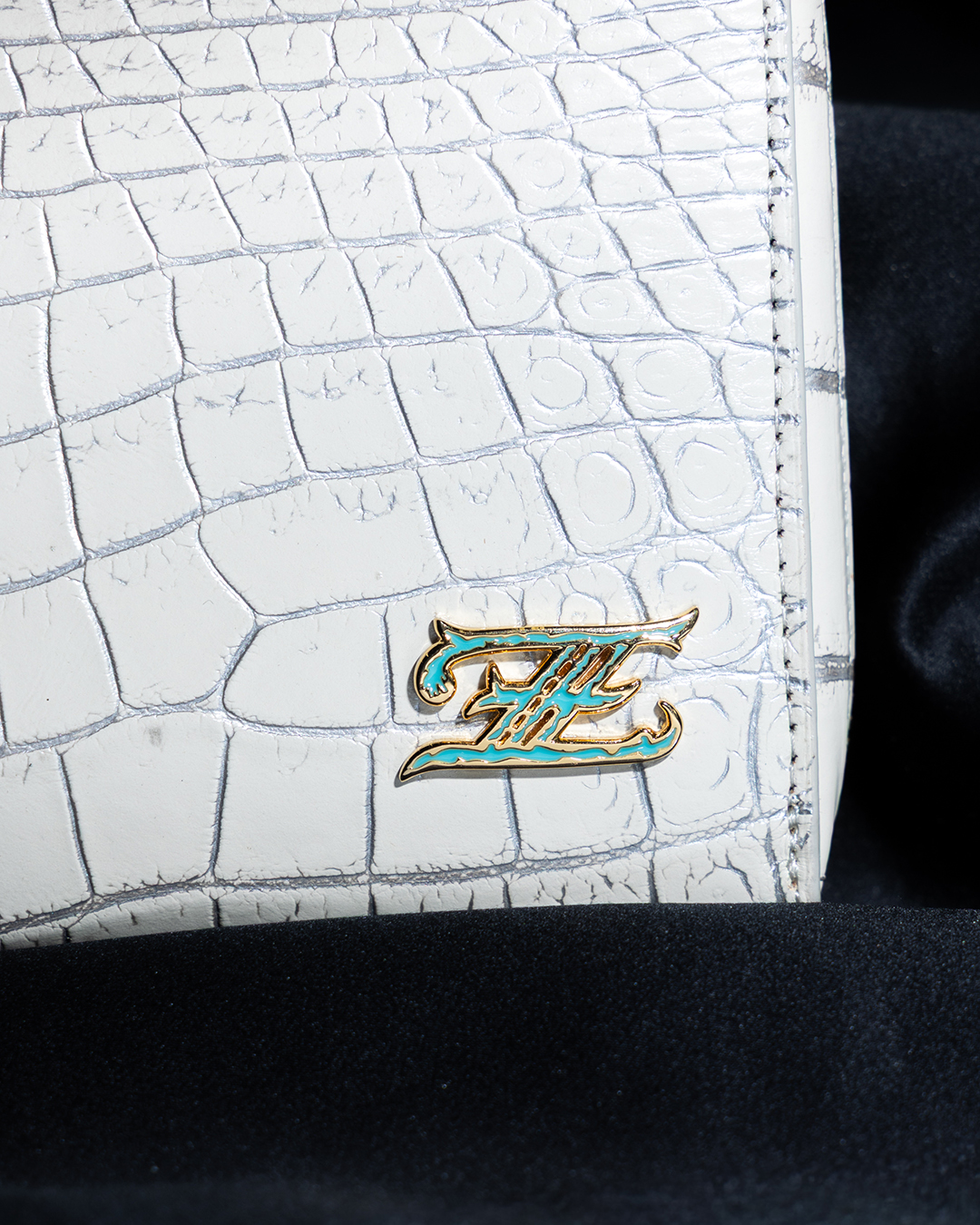 ZELE-PARIS（ゼルパリ） added a new photo. - ZELE-PARIS（ゼルパリ）