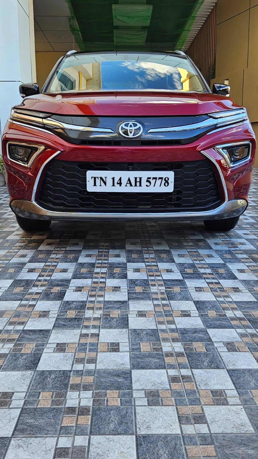 TOYOTA HYRYDER HYBRID EV 2024 AUTOMATIC SINGLE OWNER 9,000 KM