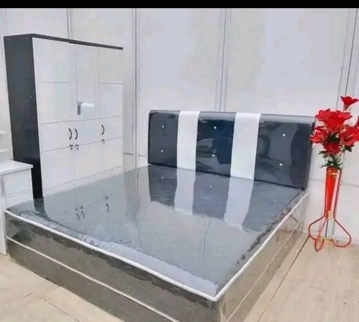 Dijual murah kasur spring bed baru satu set