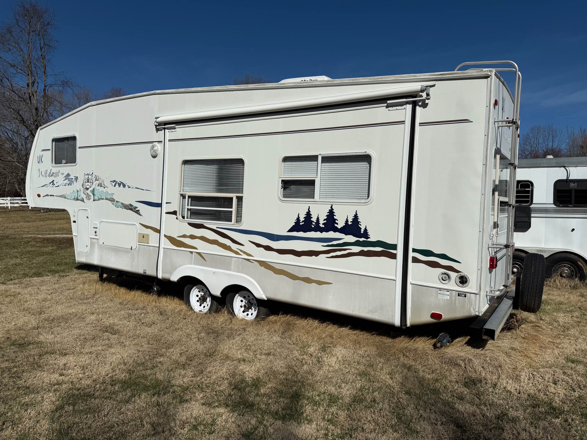 2005 Fifth Wheel Camper - RVs & Campers - Elizabethtown, Kentucky ...