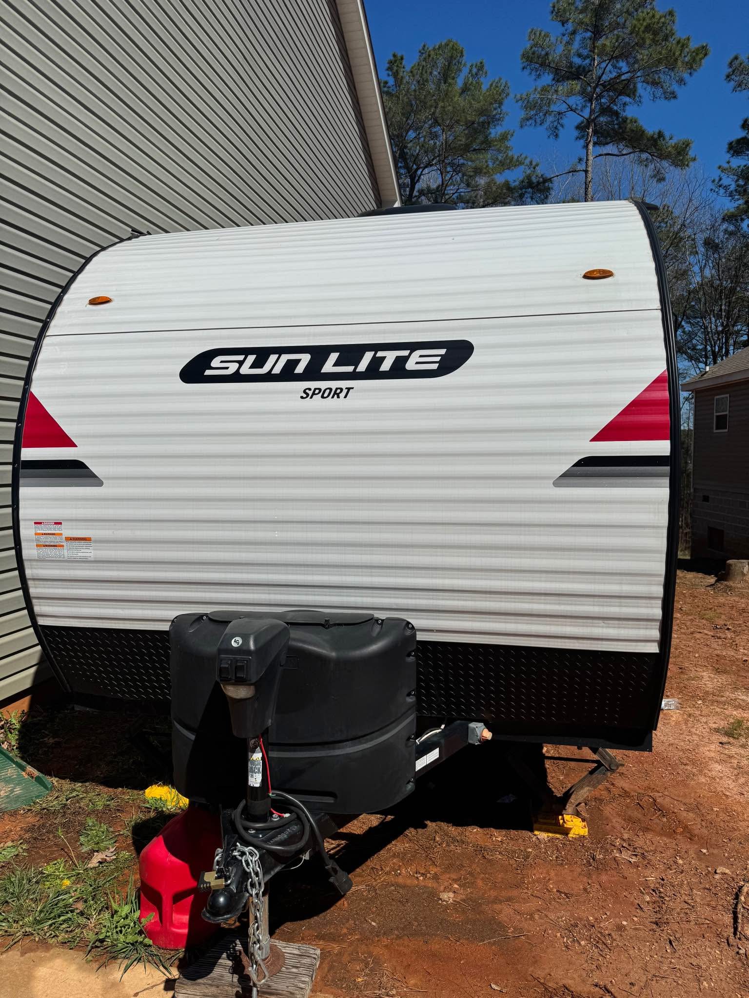 FOR SALE: 2022 Sunset Park RV Sun Lite 16BH – UPGRADED with CHROME RIMS ...