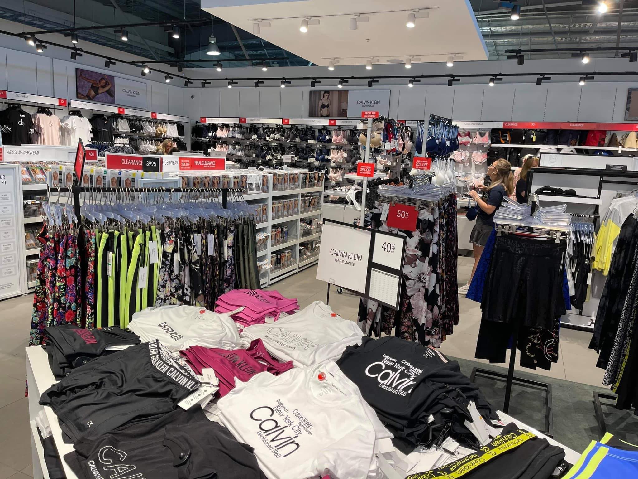 Spring store - Spring store added a new photo.