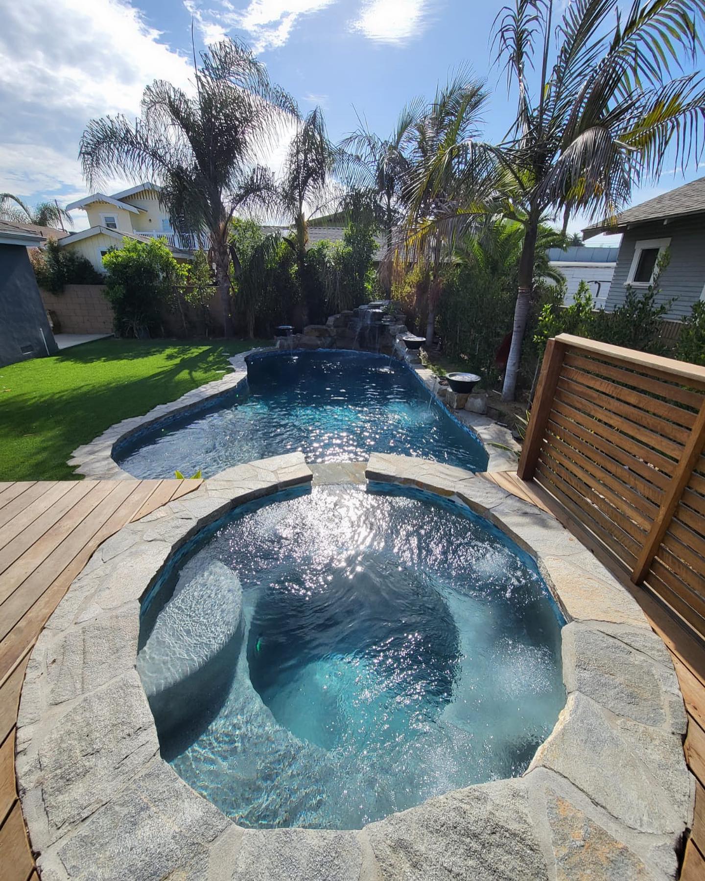 NEW -STUNNING- POOL!... - FrameWork Construction & remodeling