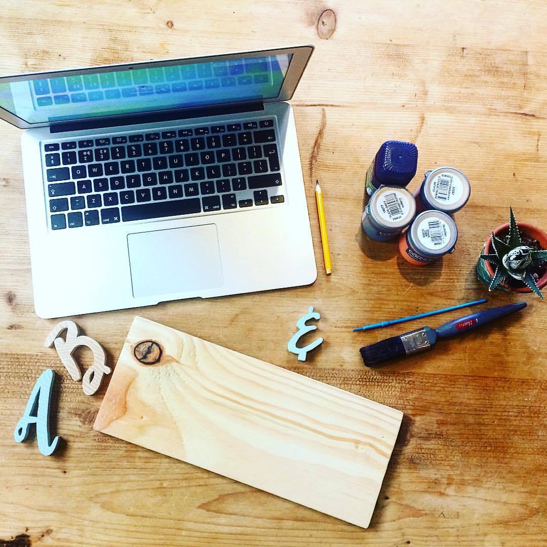Script & Saw