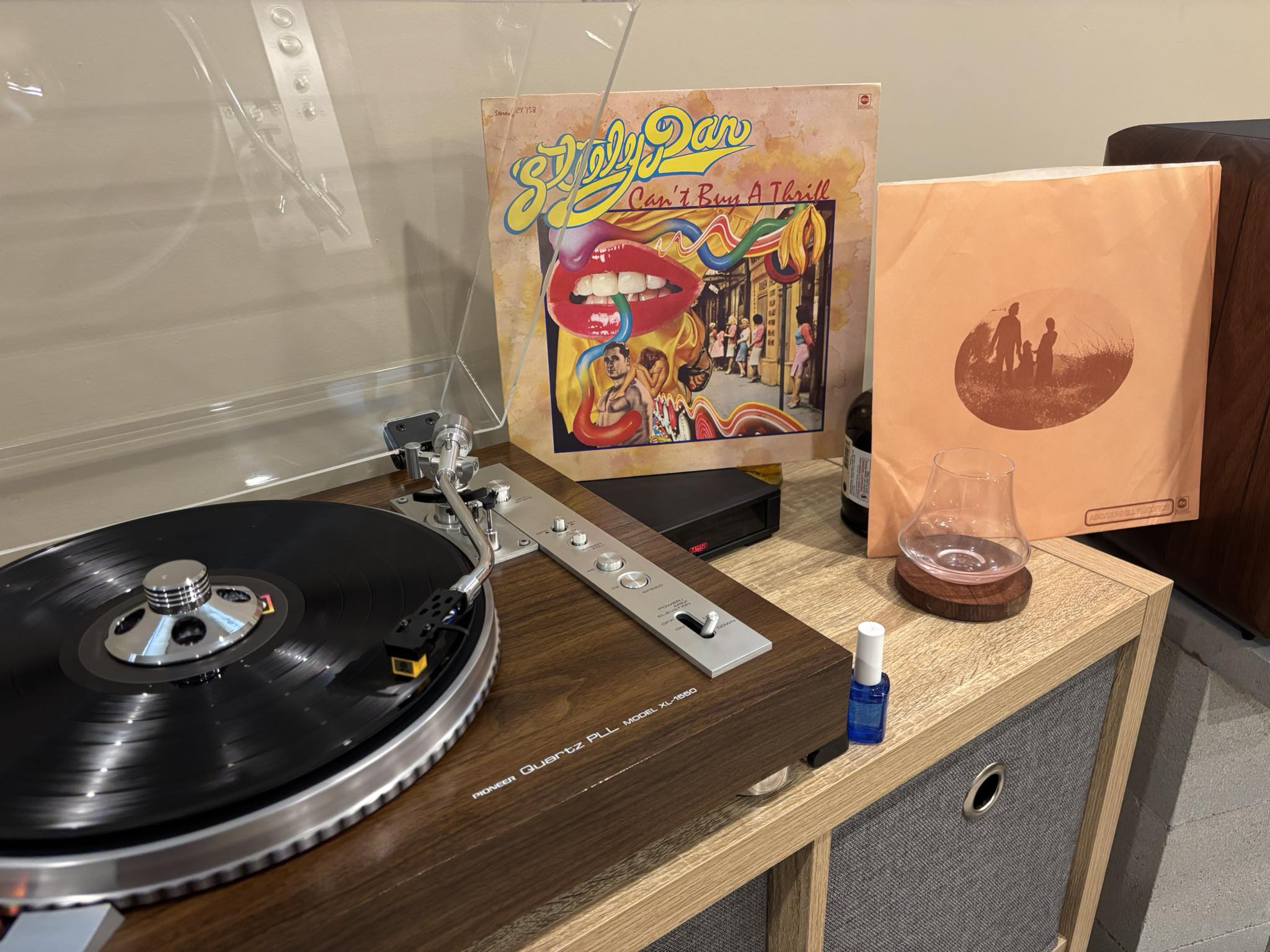 Can't Buy a Thrill first press (1972)