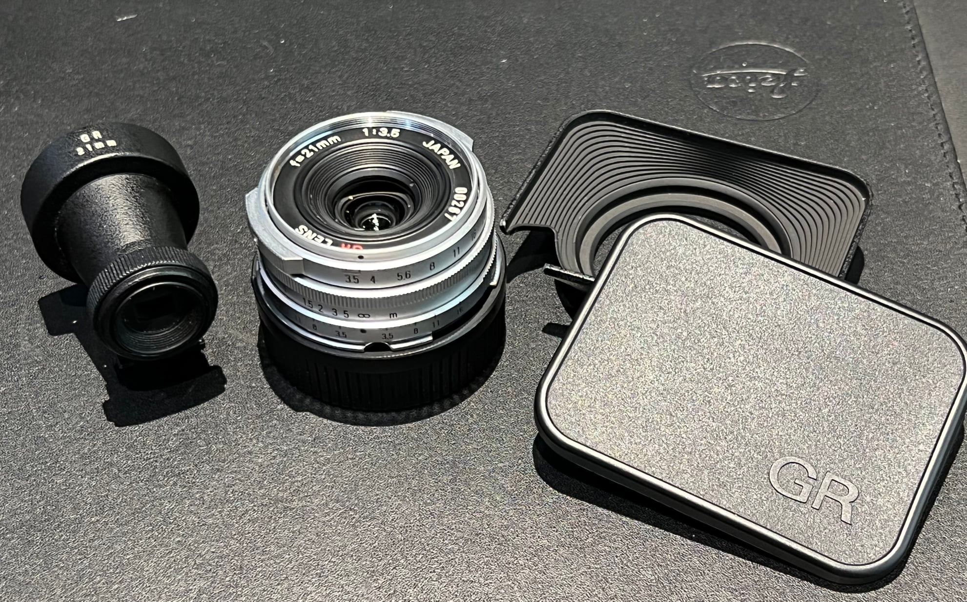 Ricoh GR 21mm F3.5 LTM limited lens with Hood, Viewfinder and 3rd 