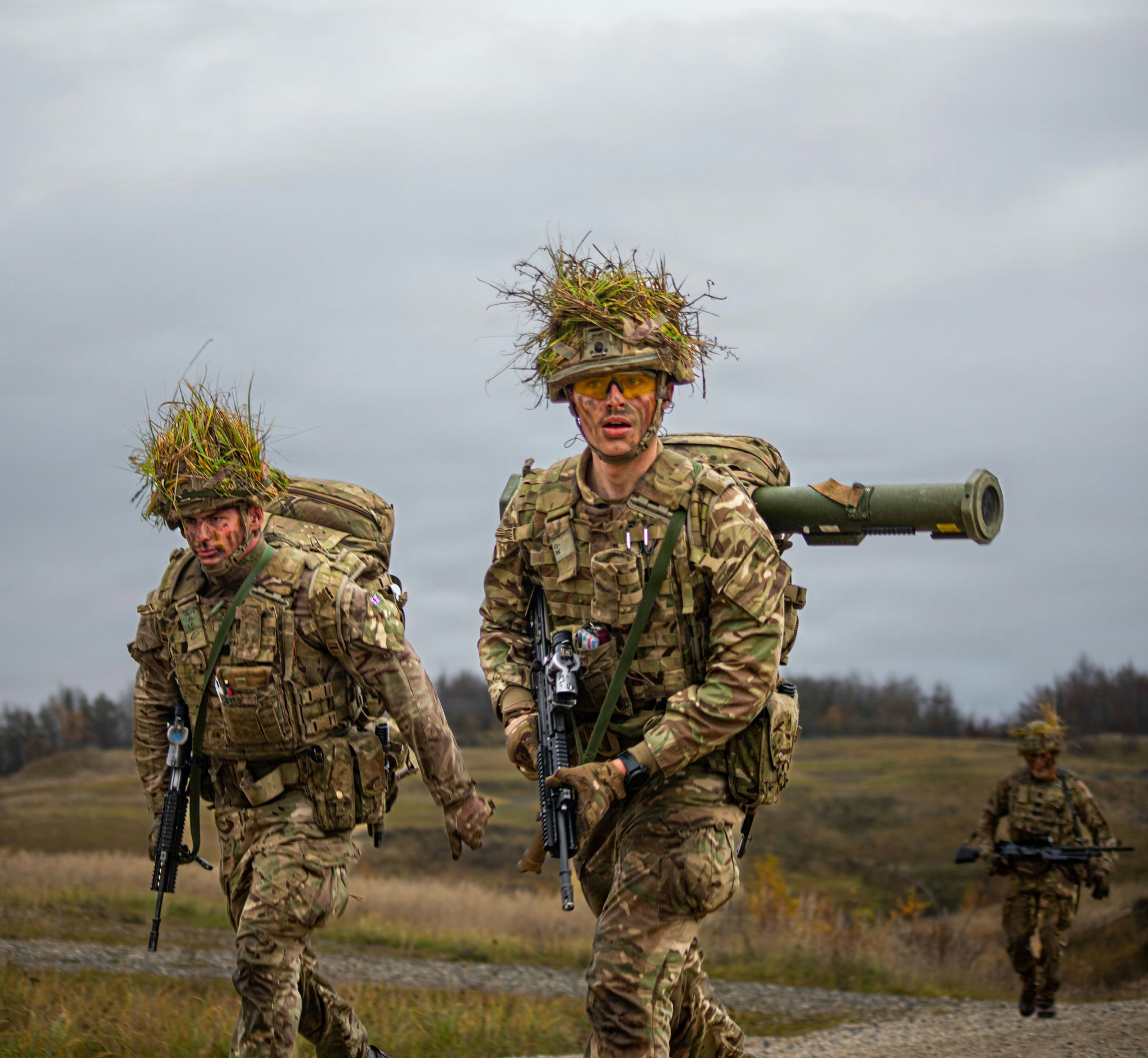 world_armies_media - Officer cadets from the United Kingdom's Royal ...