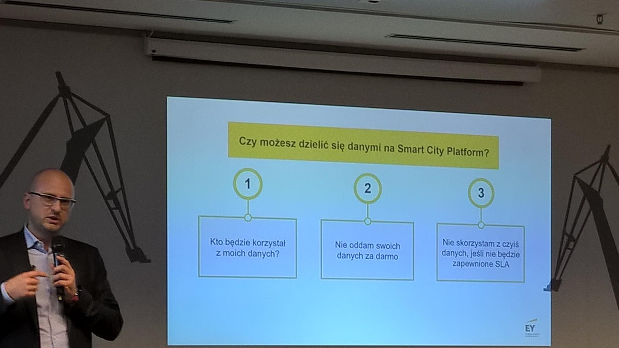Konferencja - Dane same w sobie są bezwartościowe. Dopiero dobrze ...