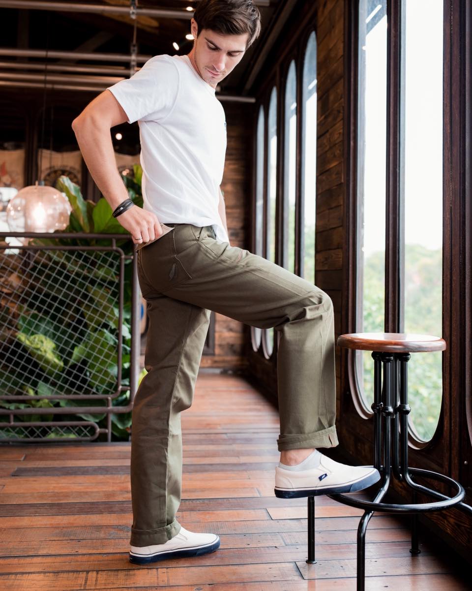 Pinion - Pinion denim ผ้า Duck Canvas สีเขียวขี้ม้า ริม Red Selvedge ...