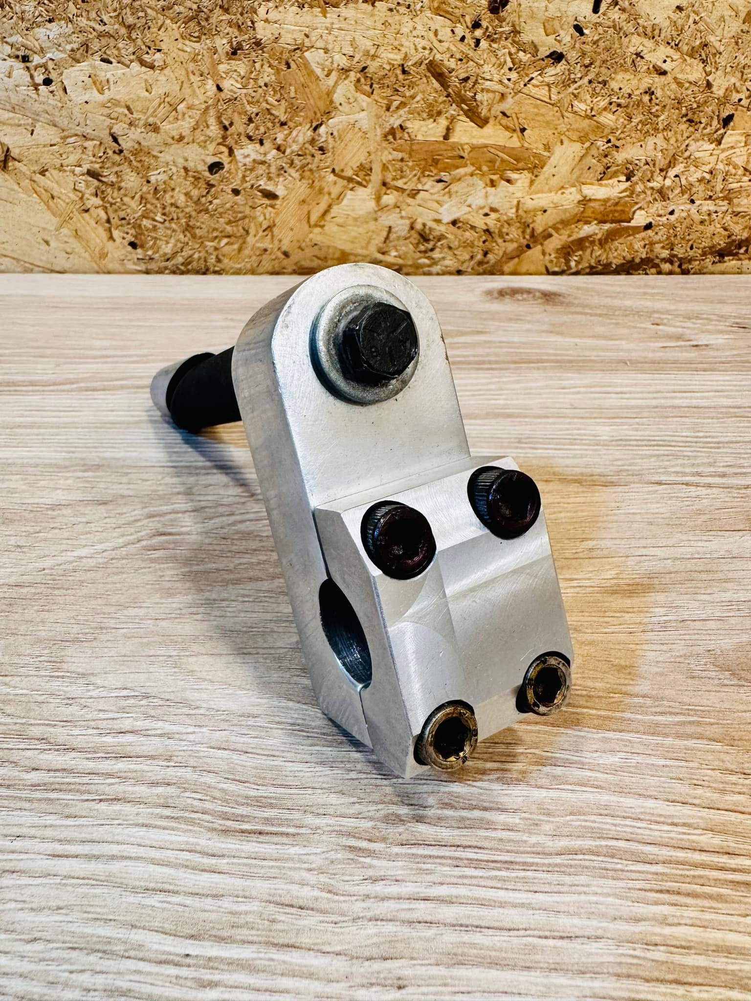 What is this BMX stem similar to DK?