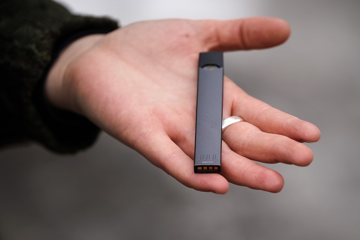 how bad is one juul pod equal to an entire package of cigarettes, and some kids are using as many as 5 or 6 pods a day Flavour:SOUR BLUE ICE juul pods Vuse Go Reload Box