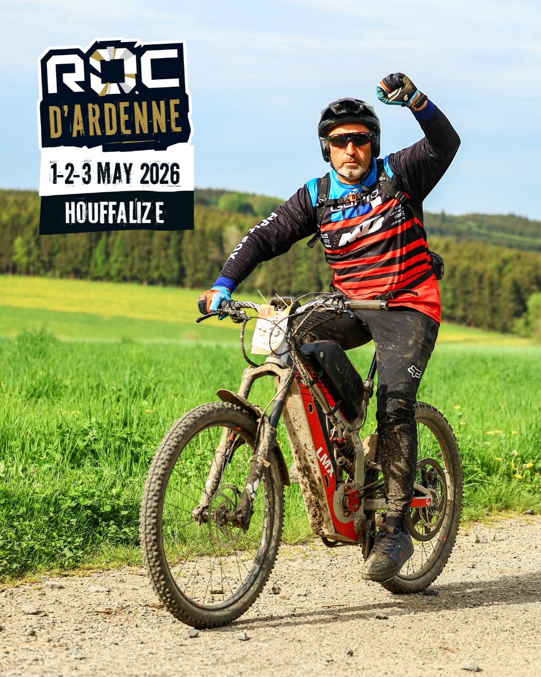 lastenfahrrad hundebox PETRIVE 2-in-1 Fahrradanhänger für Hunde bis 30 kg, Faltbarer Hundetransporter, atmungsaktive mit wasserabweisendem Stoff, Regenschutz, für Gifts for Outdoorsmen Mountain Bike Kross Level RATIO:4.4 helical