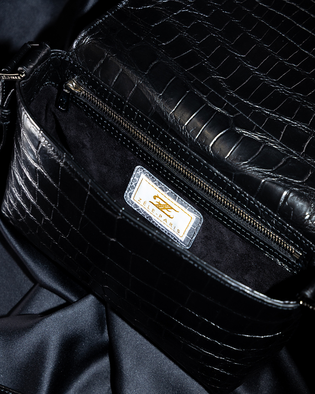 ZELE-PARIS（ゼルパリ） added a new photo. - ZELE-PARIS（ゼルパリ）