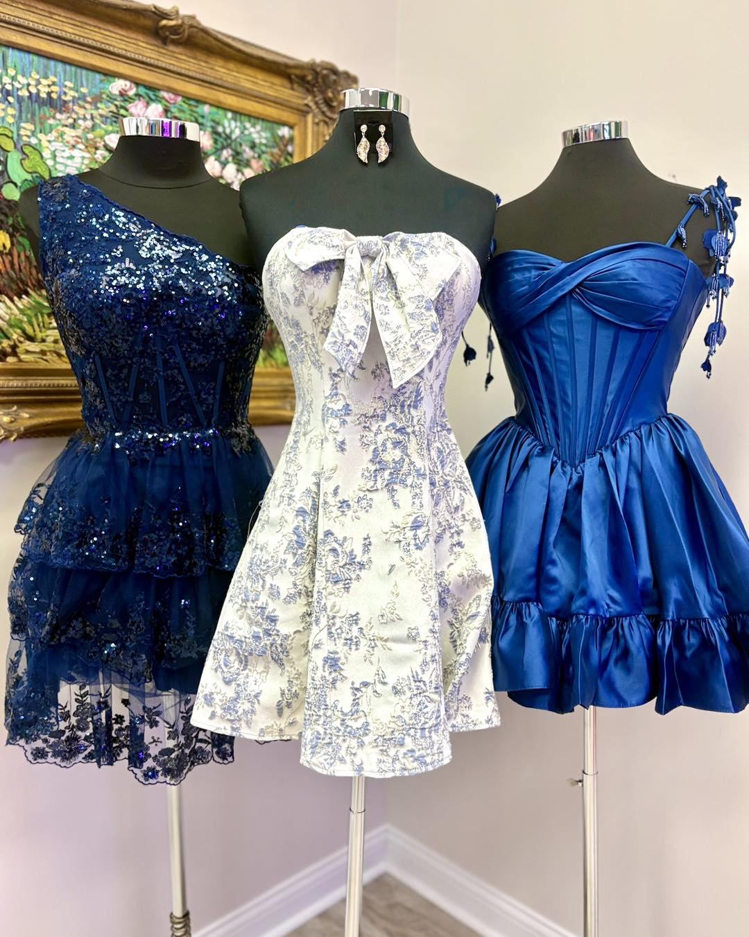 cream polka dot taffeta midi dress in Colour:BLUE OMBRE Women's Floral  V Collar Corset Style Mini Dress With Short Puff Sleeve Detail XMM Oxford Shoes for providing an ideal choice