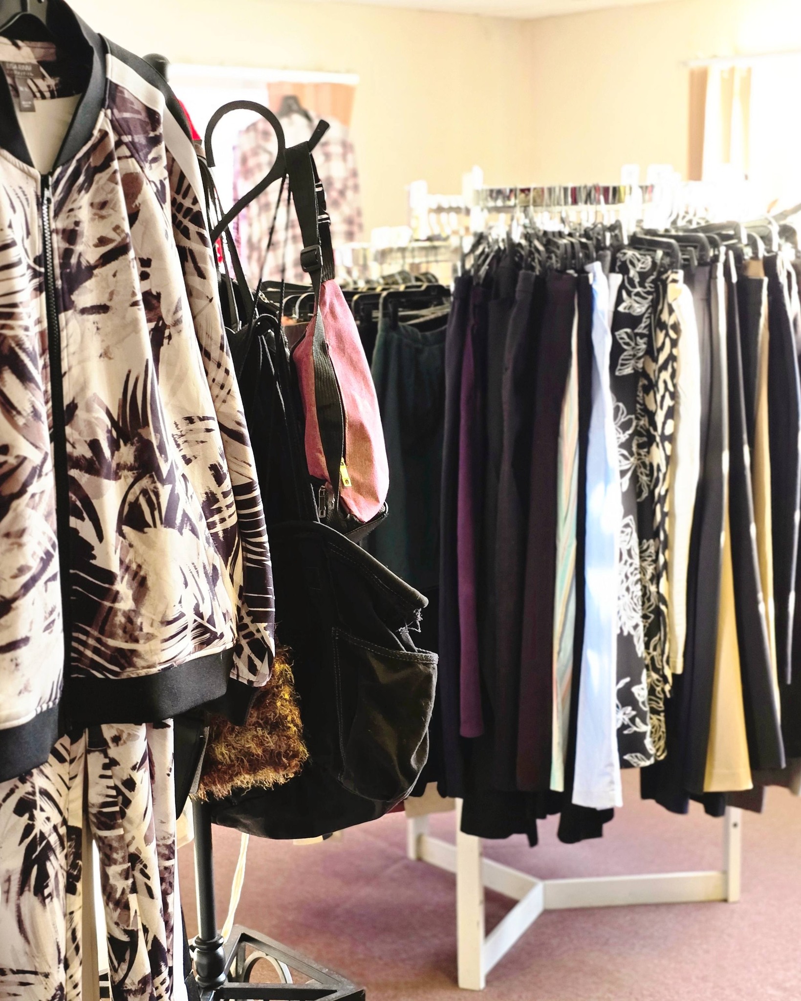 Clothing, bags,... - Exeter Community Thrift Shop Exeter NH | Facebook