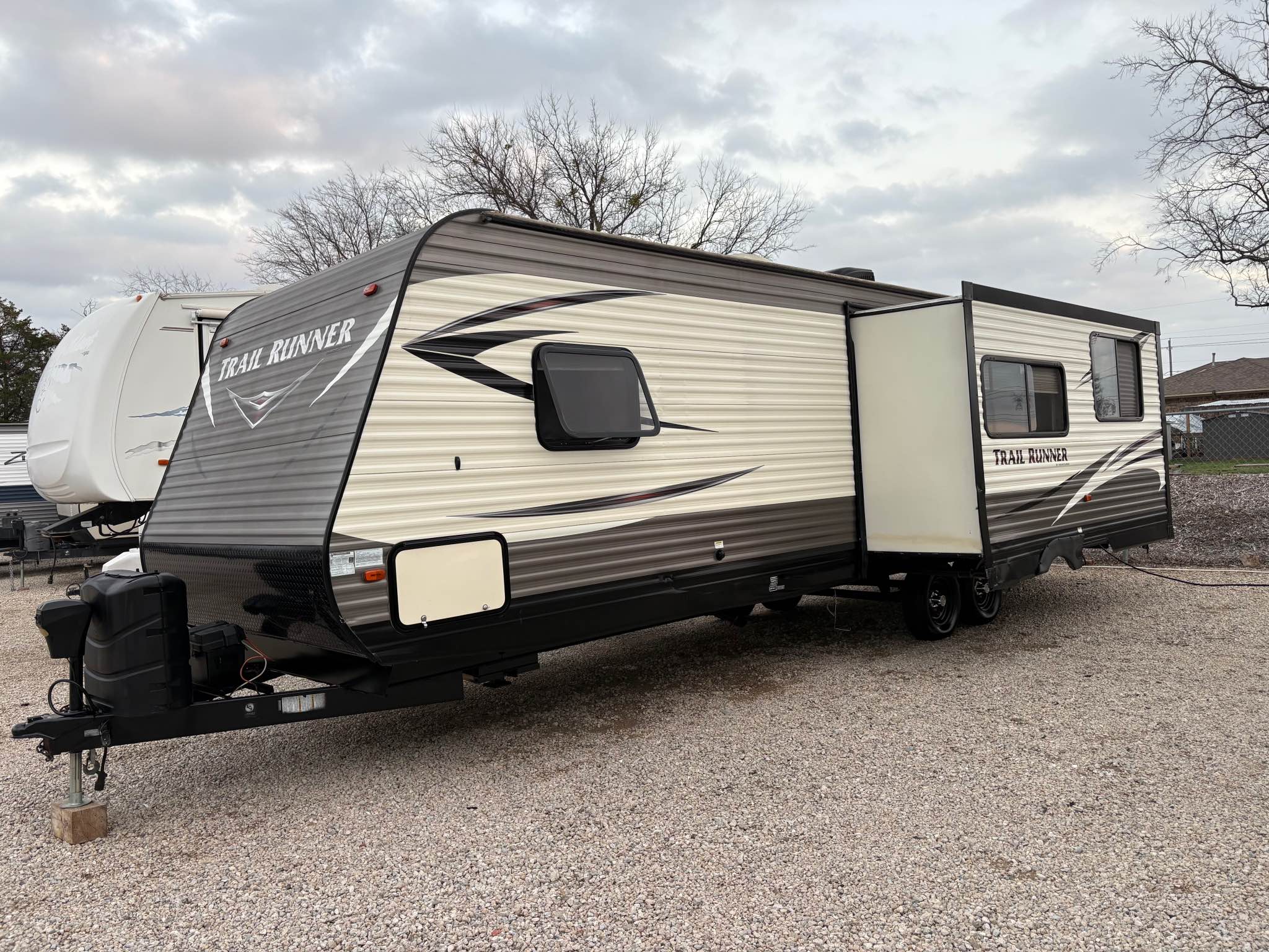 2018 Trail Runner 29ft bumper pull Travel trailer with super slide ...