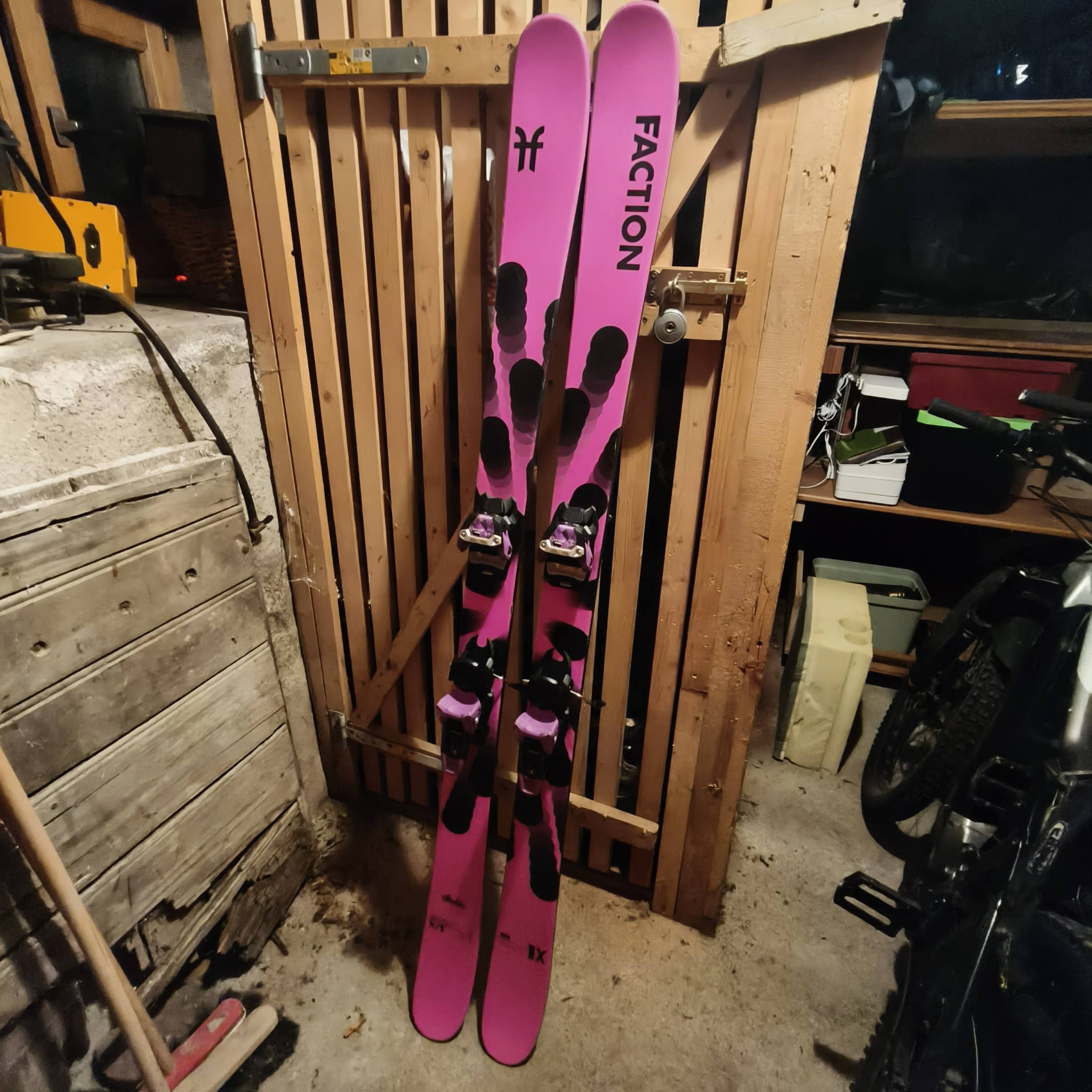 Faction Studio 1X from season 2024/2025 in perfect condition, not 