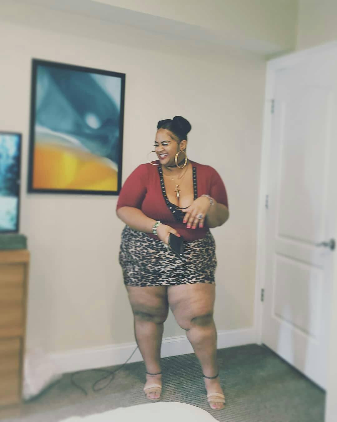 Older bbw Mommy's and Chubby Queen's appreciated Home