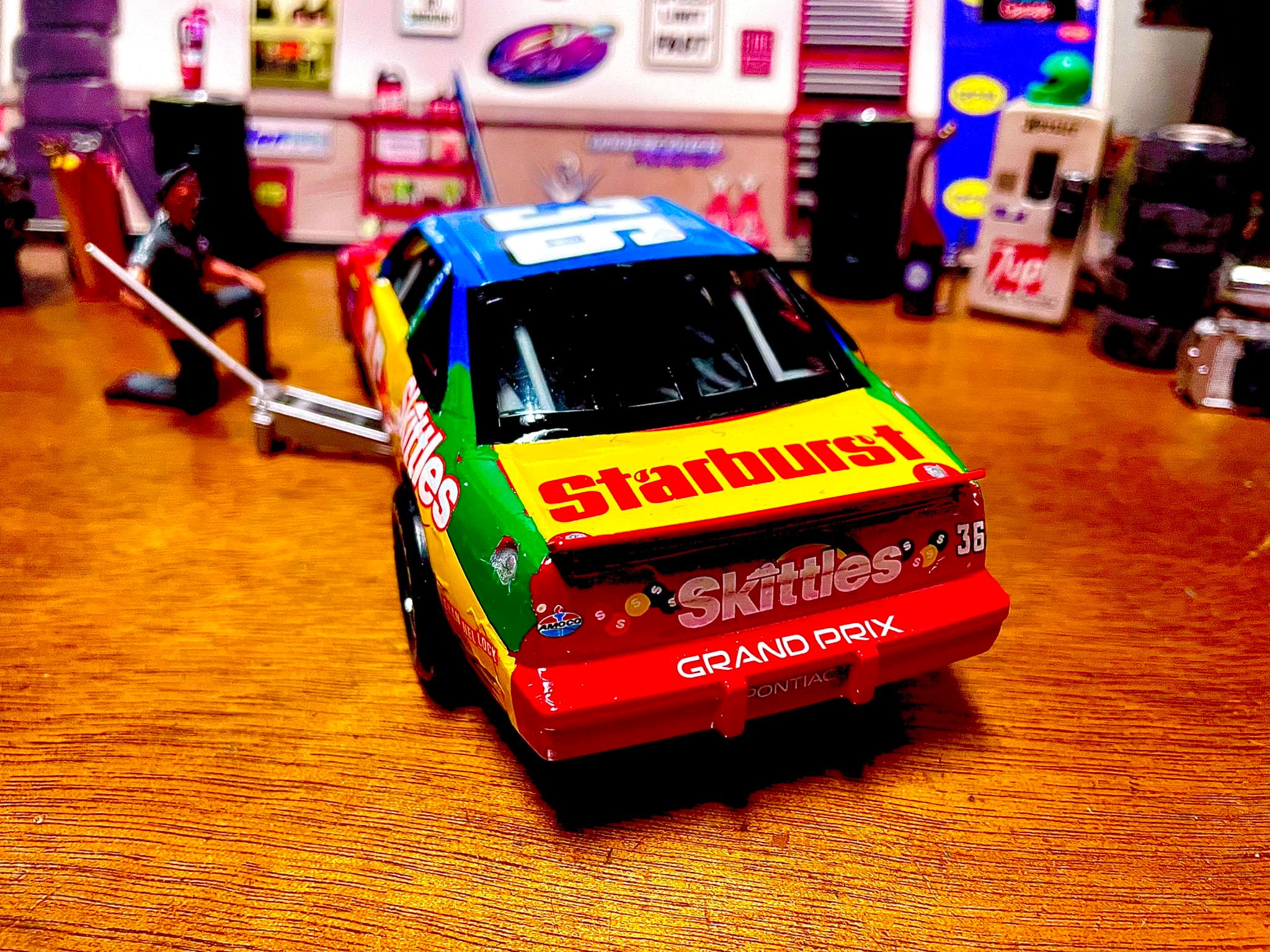 Are there more pictures of Derrike Cope