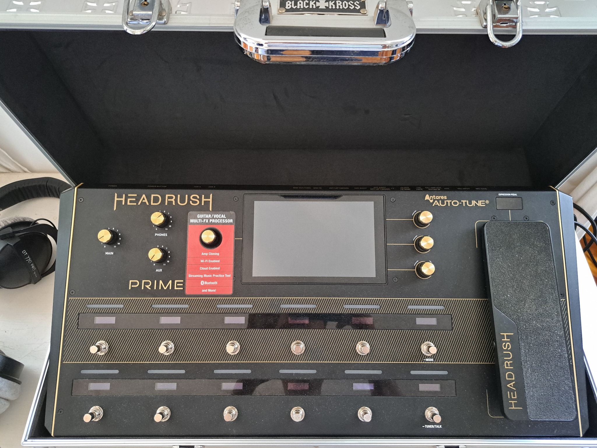 What hard case fits the Headrush Prime pedalboard?