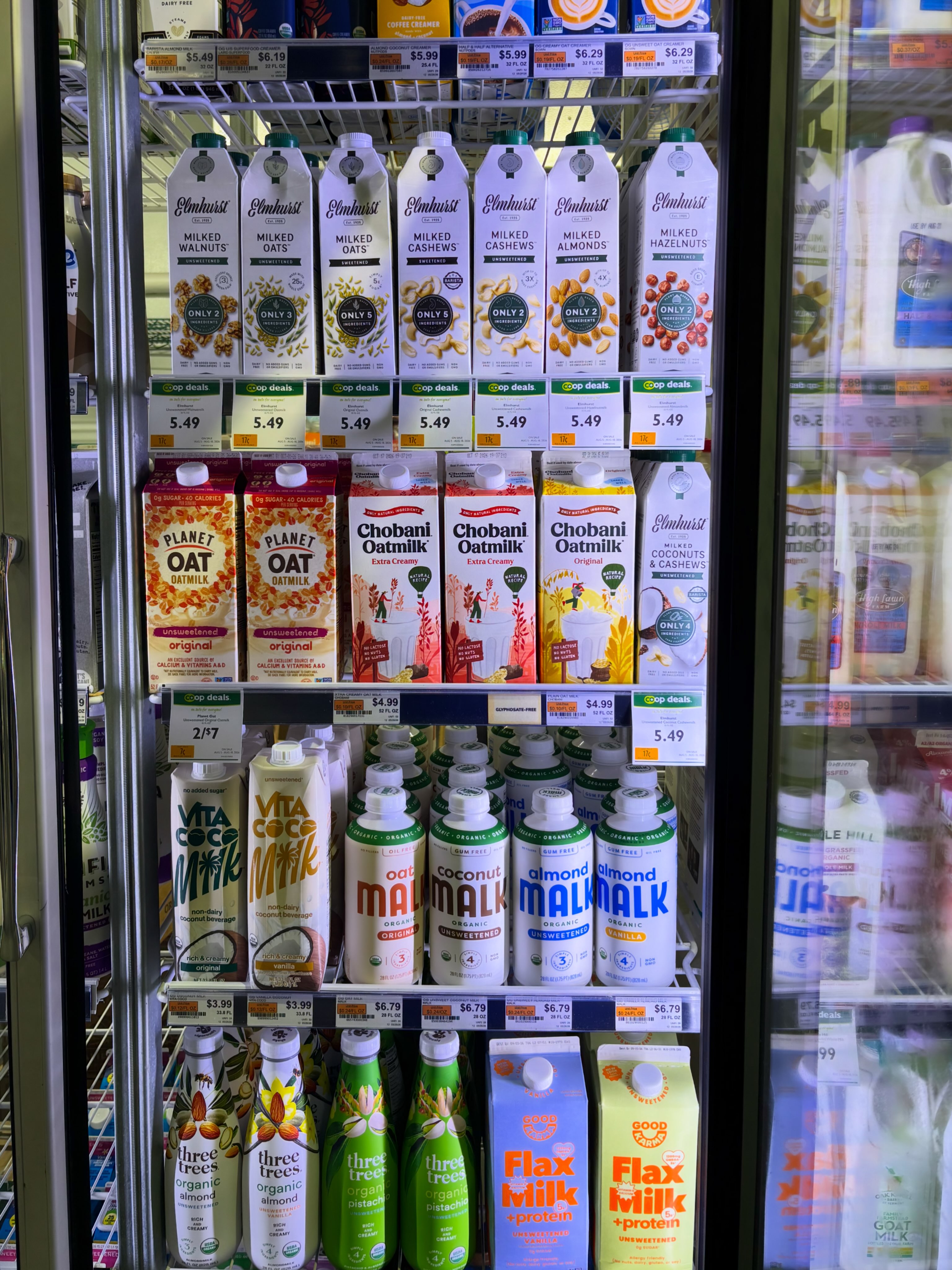 マリー We're stocked up with all the goods! ✨🛒💚