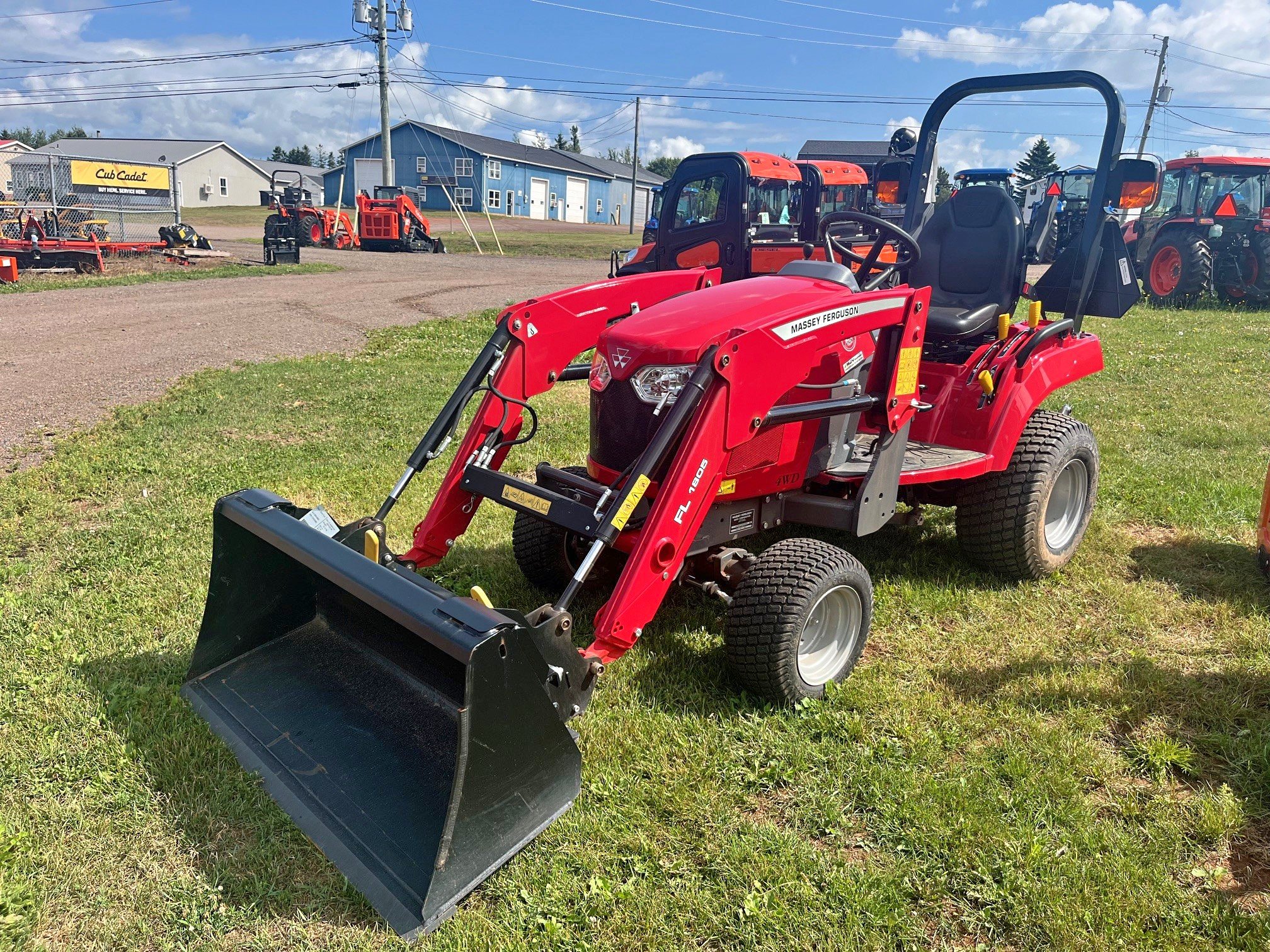 2024 Massey Ferguson GC1725M w loader MINT - Lawn Mowers - Kensington ...