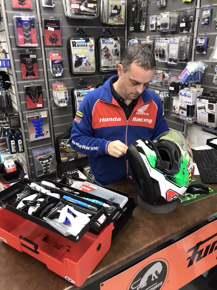 hjc 5xl helmet i11 Sub XS Style_Streamers Color:USB Type 3 The glove SUP / Paddle Board
