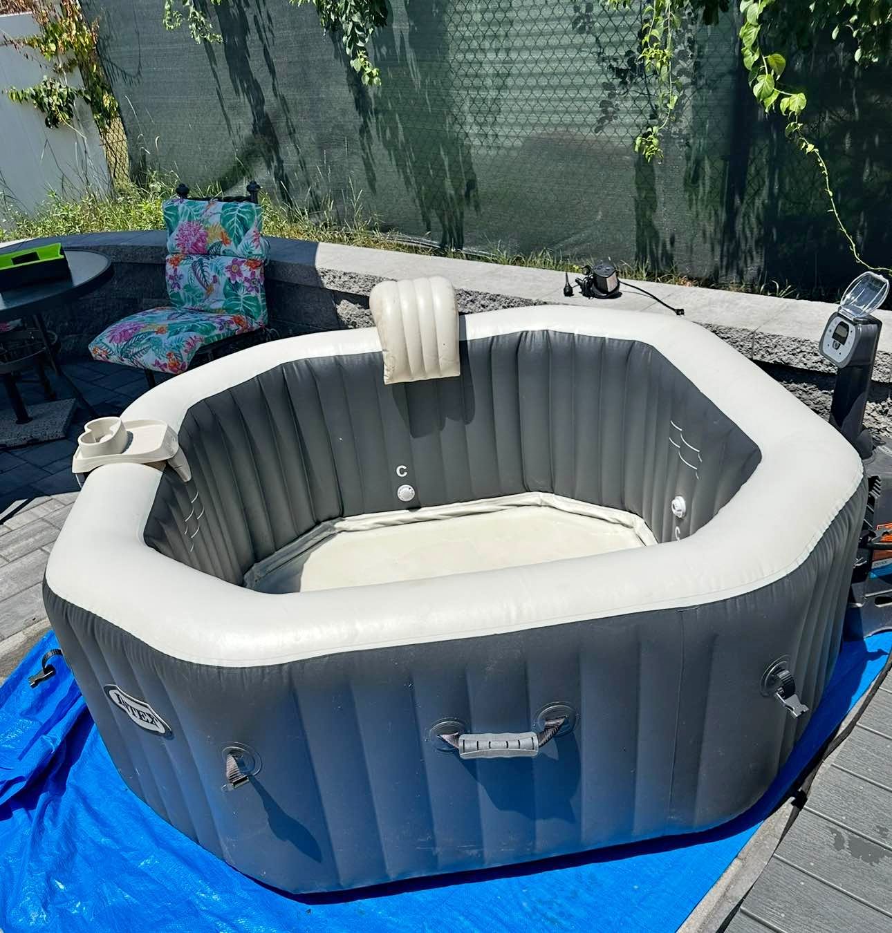 Purespa 4 Person 120-Jet Inflatable Hot Tub ‼️great condition - Pools ...