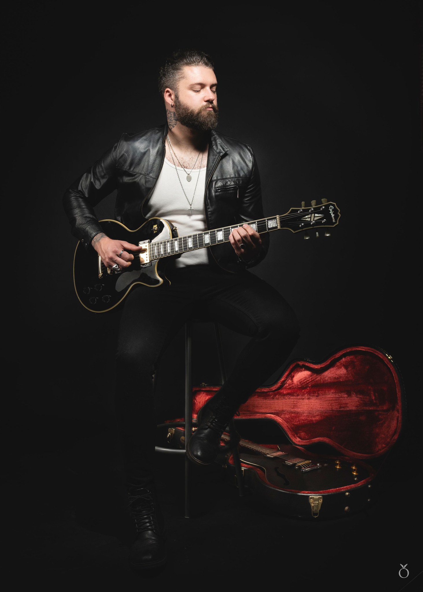Ross Harding @ The Old Warehouse