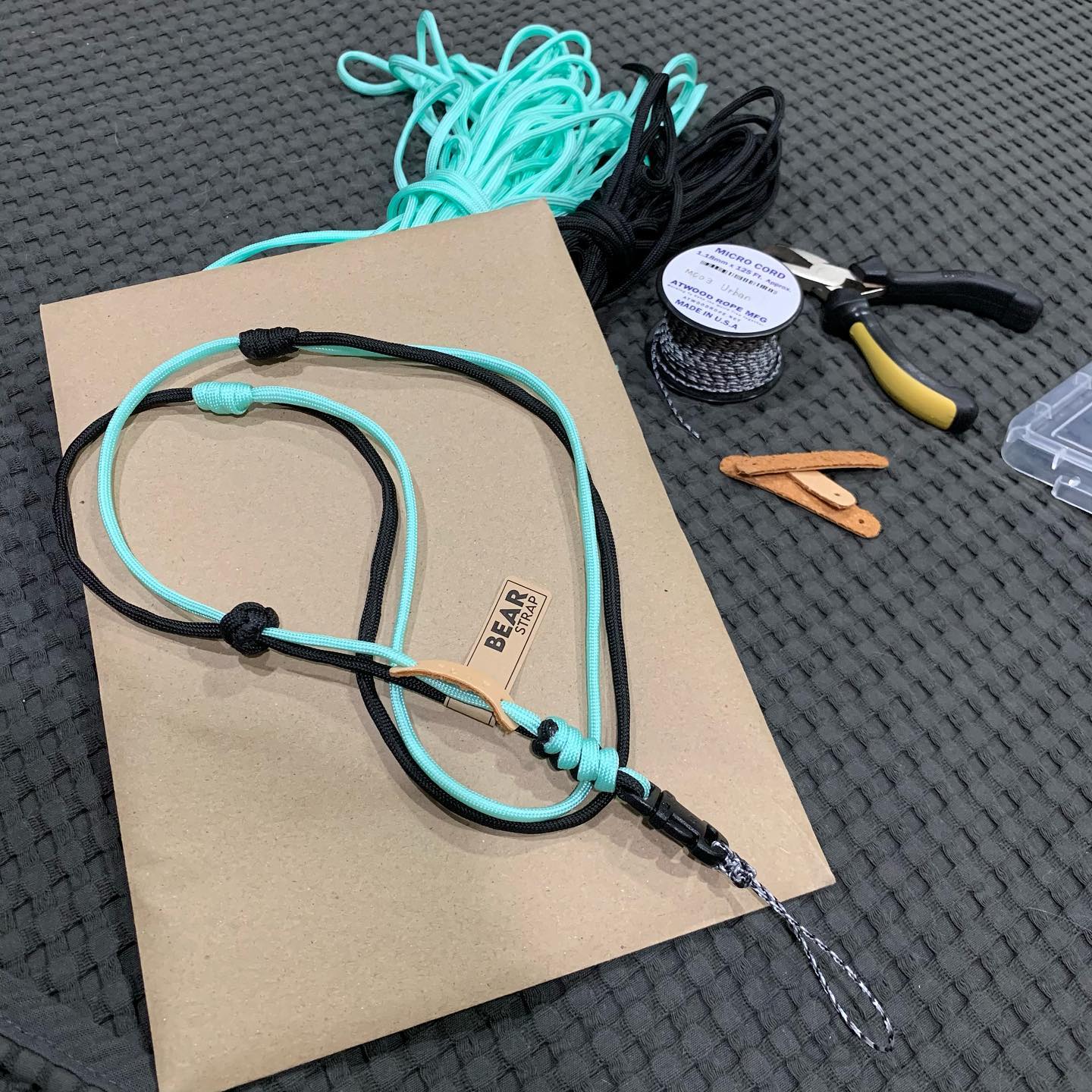 mint-chip-bear-strap
