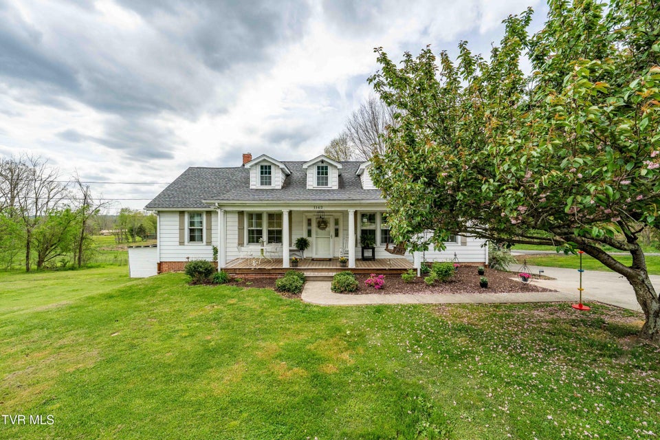Tennessee property under contract with multiple offers