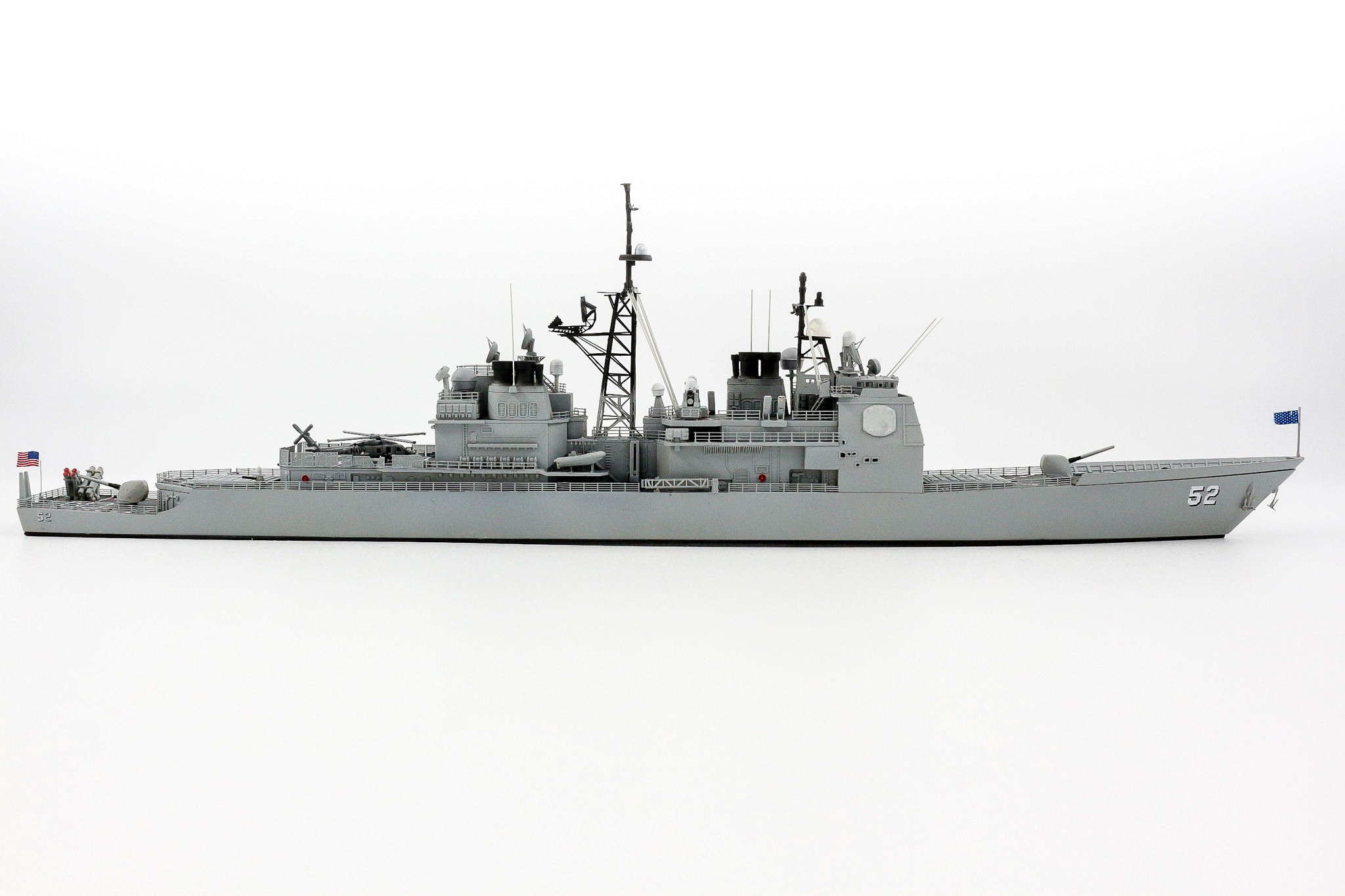 1/350 USS CG-52 BUNKER HILL 完成輯，感謝大家。 1/350 USS CG-52