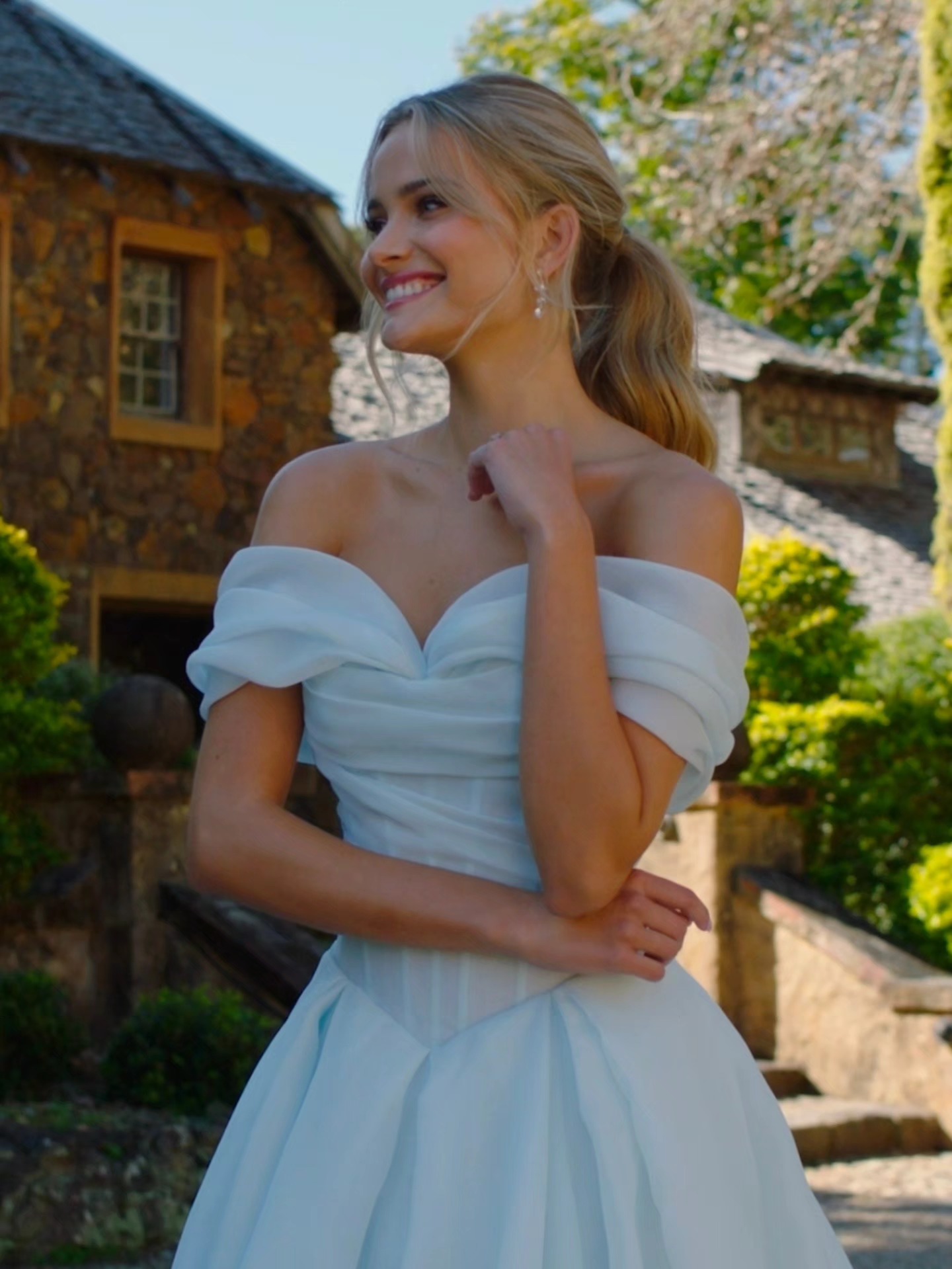 formal dress shops in newcastle Bridal House style_Tone on tone