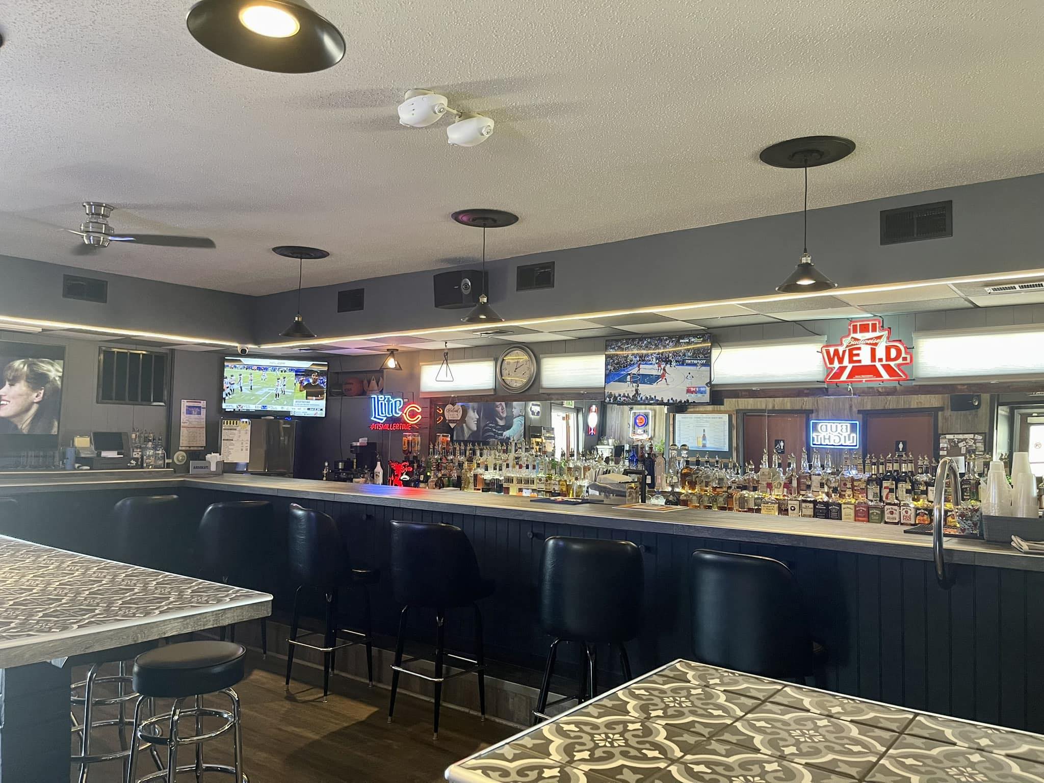 Triangle Inn | Silvis IL