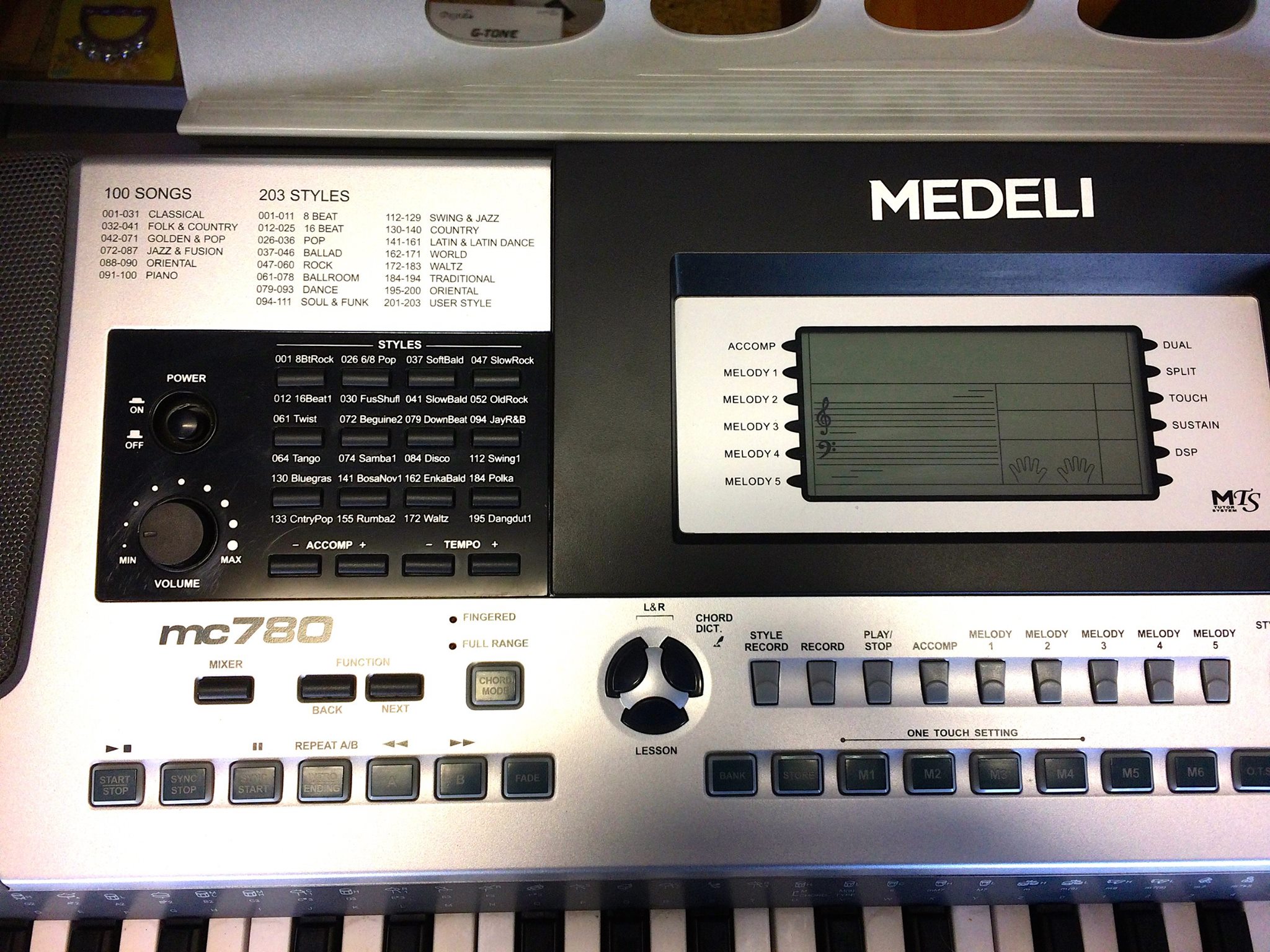 Musik Lood Medeli Mc780 76 Key Keyboard Demo Model Up Facebook