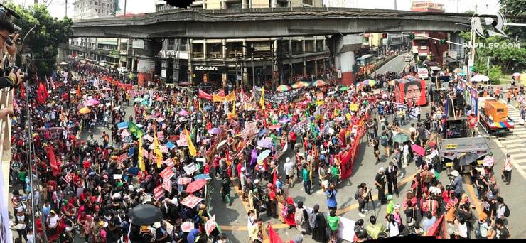 Rappler - Protesters converge at Mendiola for the anti-Duterte rally ...